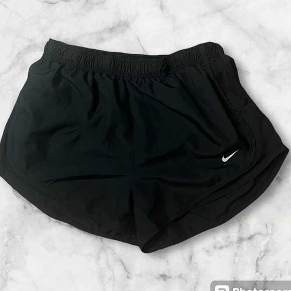 Nike Dri Fit Shorts - Picture 1 of 3